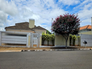 Casa em Piacatu, SP