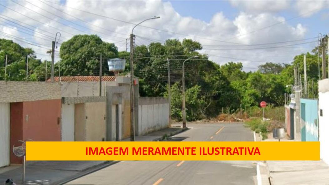 Casa Com Área Total de 300, Guaribas em Arapiraca, AL