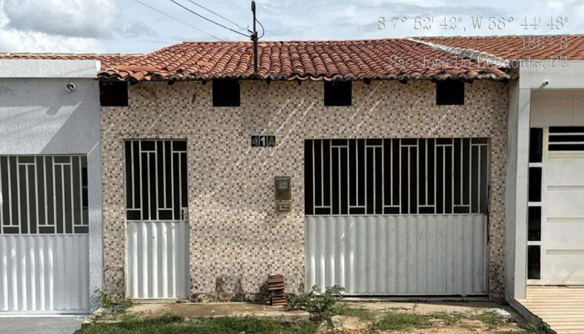 Casa em São José do Belmonte, PE
