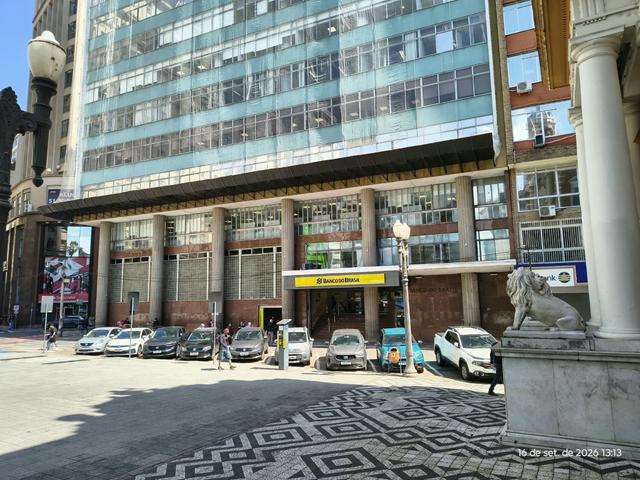 Prédio em Porto Alegre, RS — foto 2 de 4