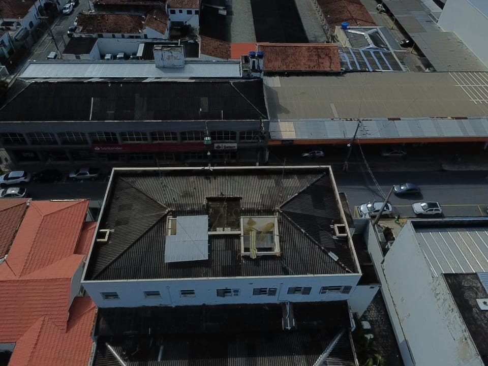 Prédio em Guaratinguetá, SP — foto 2 de 4