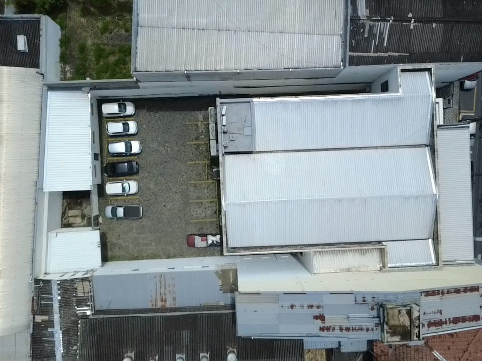 Prédio em Pindamonhangaba, SP — foto 2 de 4