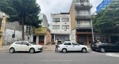 Prédio, São Geraldo em Porto Alegre, RS — foto 2 de 3