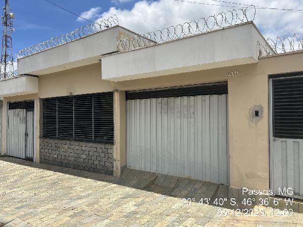 Casa, Vila Rica em Passos, MG