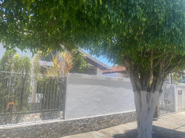 Prédio, Parque Turf Club em Campos dos Goytacazes, RJ