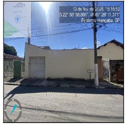 Casa, Jardim Santa Cecilia em Pindamonhangaba, SP