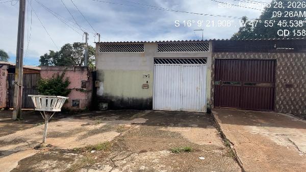 Casa, Parque Industrial Mingone em Luziânia, GO