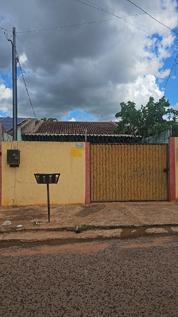 Casa, Parque Del Rey, Várzea Grande, MT