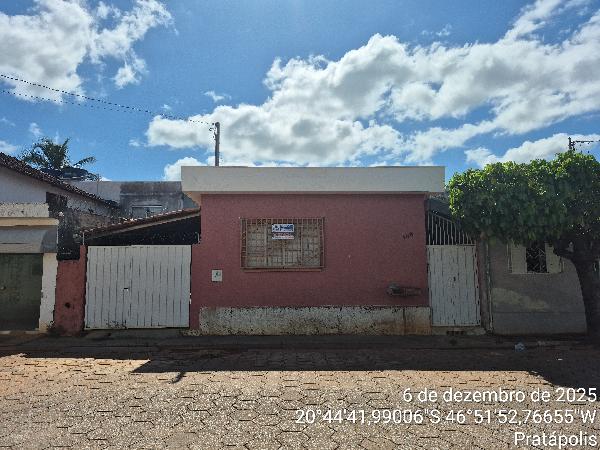Casa, Centro, Pratápolis, MG