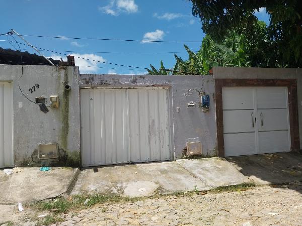 Casa, Parque Genezare em Itaitinga, CE