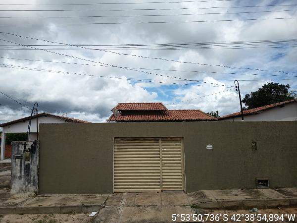 Casa, Compasa em Água Branca, PI