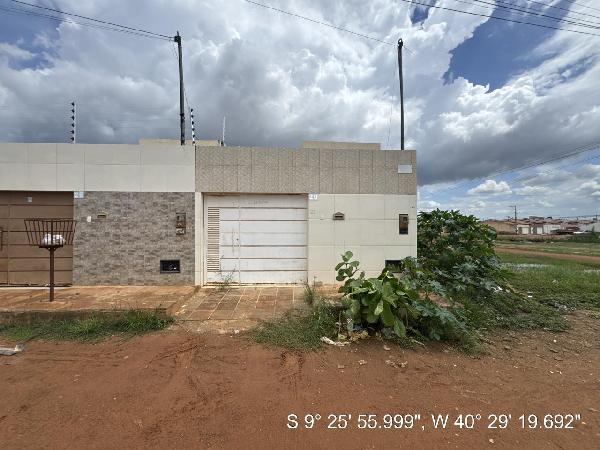 Casa, Monte Castelo em Juazeiro, BA