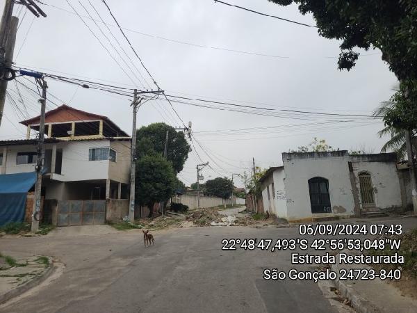 Apartamento, Monjolos em São Gonçalo, RJ