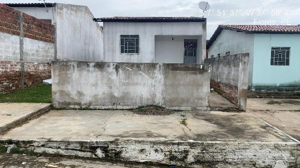 Casa, Centro, Flores, PE