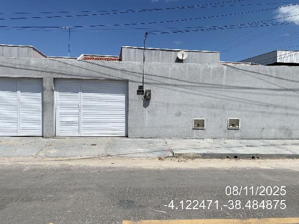 Casa, Distrito Industrial em Horizonte, CE