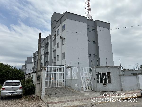 Apartamento, Xv de Novembro em Tijucas, SC