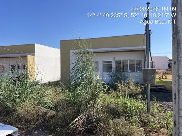 Casa, Bairro Universitario em Água Boa, MT