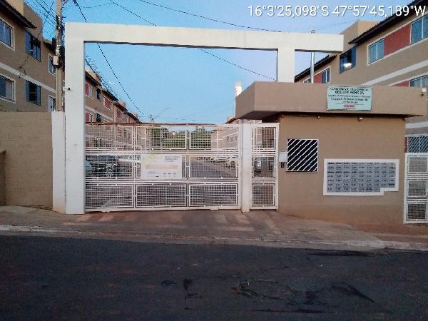 Apartamento, Chacaras Ypiranga A, Valparaíso de Goiás, GO