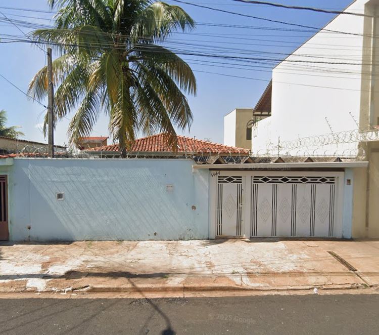 Ribeirão preto – sp. bairro vila nogueira. casa. áreas totais. terr. 330,00m² e constr. 176,85m²