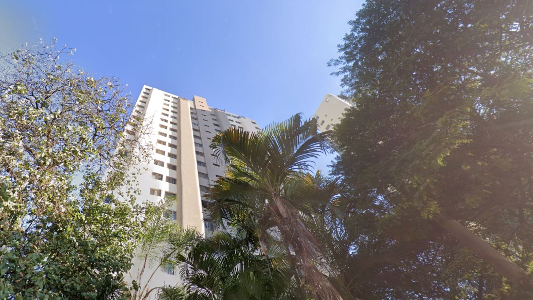 Apartamento no "Conjunto Tours de France" - Chácara Klabin - São Paulo/SP