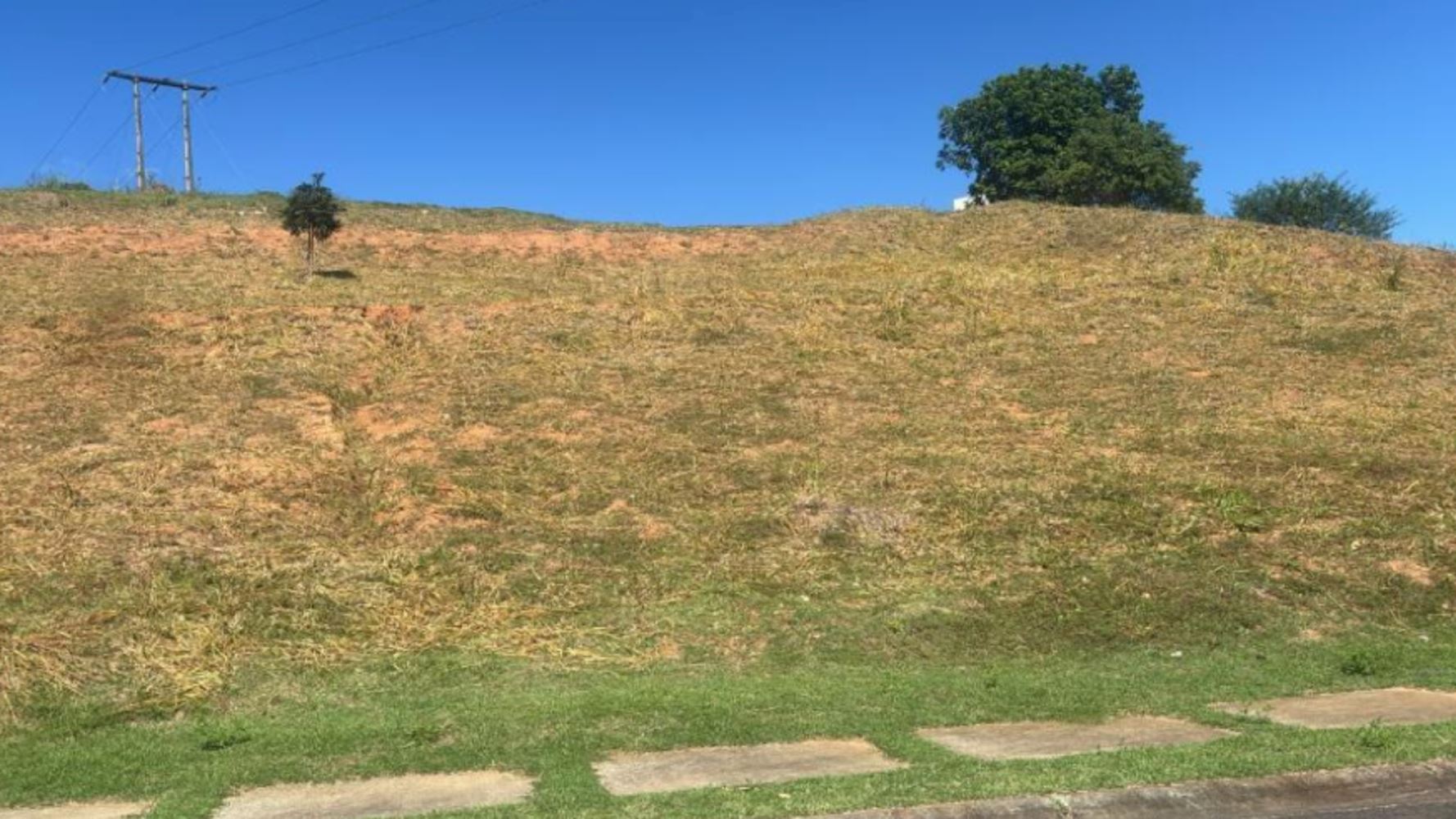 Terreno no "Condomínio Alpha Parque Recôncavo" em Amparo - Santo Antônio de Jesus/BA