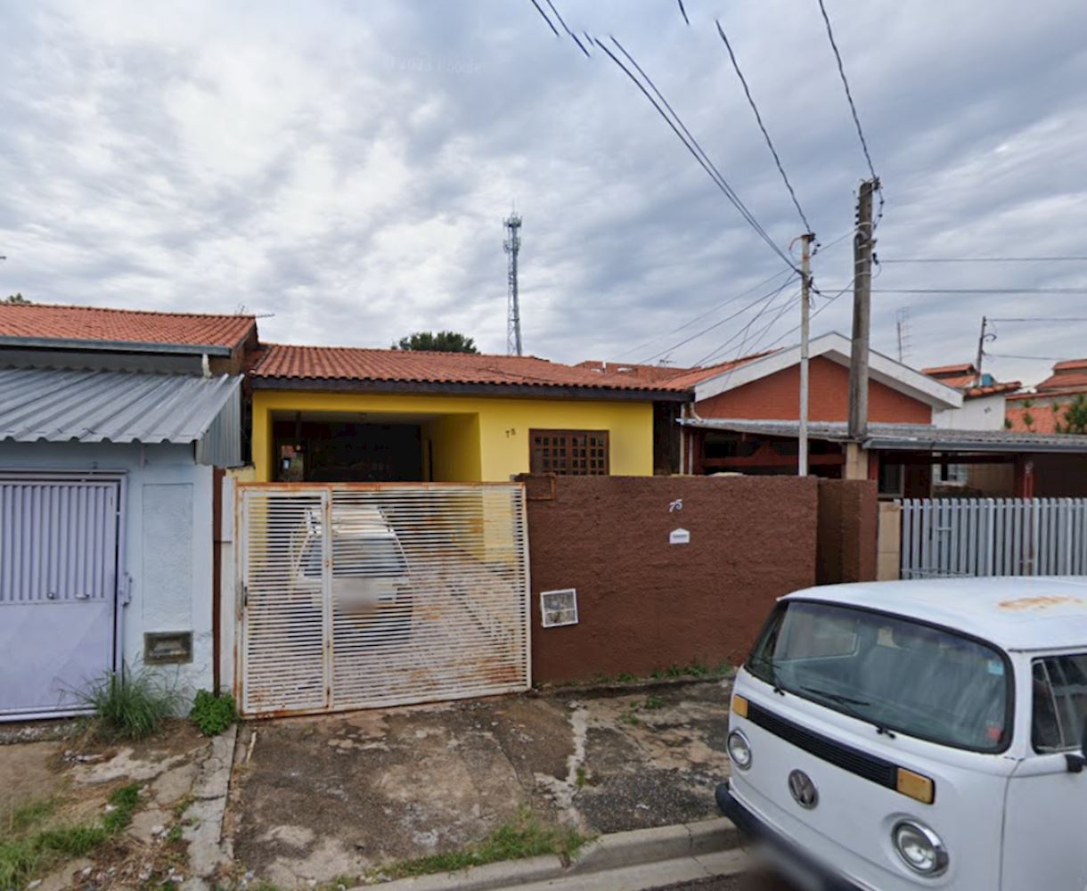 Casa no Jardim Antônio Rodrigues em Votorantim/SP