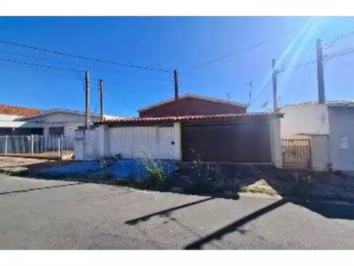 Casa no jardim américa, amparo sp