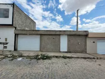 Casa em Maria Auxiliadora, Caruaru, PE