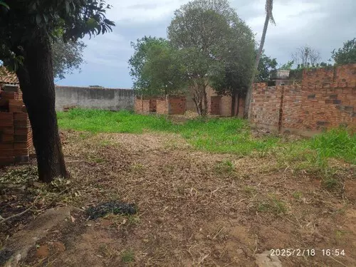 Lote desocupado na vila bandeirantes, presidente venceslau, sp