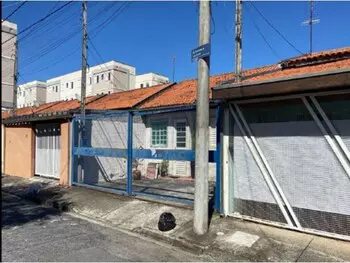 Casa em Piracangaguá, Taubaté SP