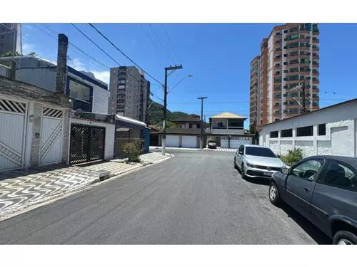 Casa, Jardim Embaixador (canto do Forte) em Praia Grande, SP — foto 7 de 8