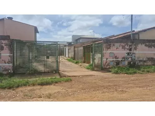 Casa, Parque Esplanada Ii em Valparaíso de Goiás, GO — foto 2 de 8