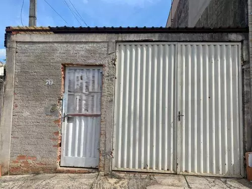 Casa à venda na Rua Álvaro Mori - Laranjal Paulista/SP