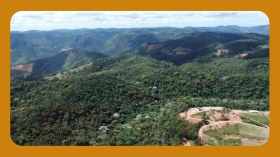 Terreno agrícola sem benfeitoria, situado no lugar denominado córrego dos espanhóis acesso atraves da rodovia es-261, santa tereza/es. área total de 706.400,00 m².
