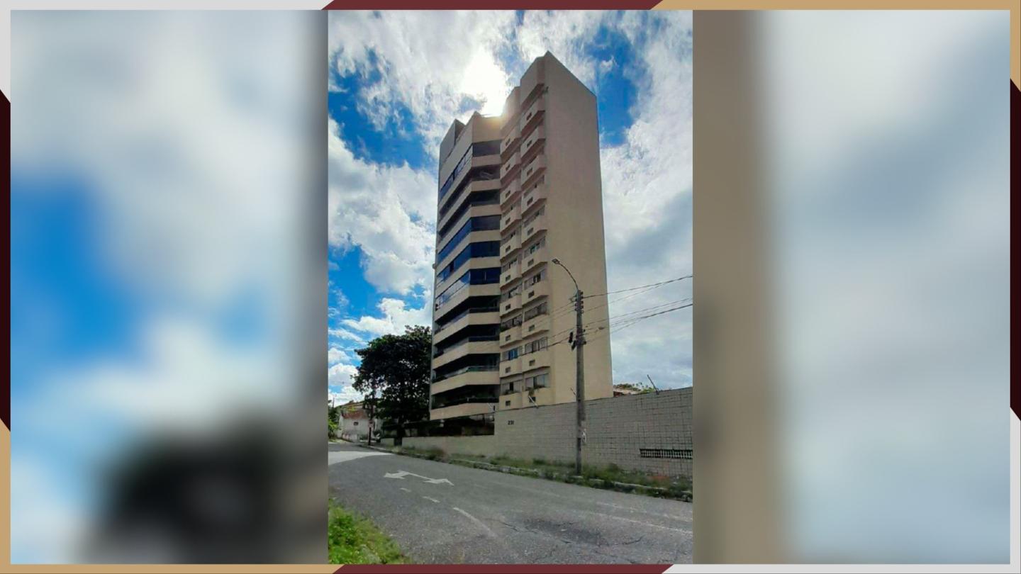 Apartamento nº 1.006, com área de 190,47m², do Edifício Residencial Porto Belo, situado na Rua Cel. Salvino de Figueiredo, nº 231, Centro, Campina Grande/PB