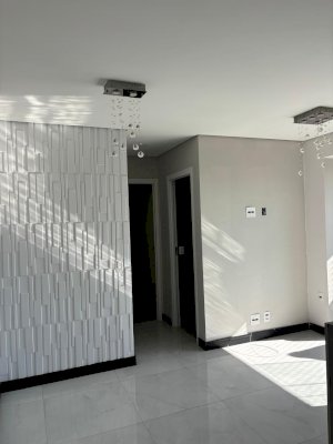 Apartamento Condomínio, Residencial, 1 vaga(s) de garagem