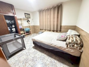 Casa, Residencial, 4 dormitório(s), 5 vaga(s) de garagem