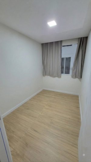 Apartamento Condomínio, Residencial, 2 dormitório(s), 1 vaga(s) de garagem