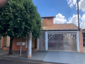 Casa, Residencial, Jardim Itália , 3 dormitório(s), 2 vaga(s) de garagem