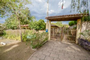 Casa Condomínio, Residencial, 4 dormitório(s), 2 vaga(s) de garagem