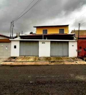 Casa, Residencial, 4 dormitório(s), 3 vaga(s) de garagem