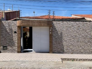 Casa, Residencial, Ceará, 3 dormitório(s), 2 vaga(s) de garagem