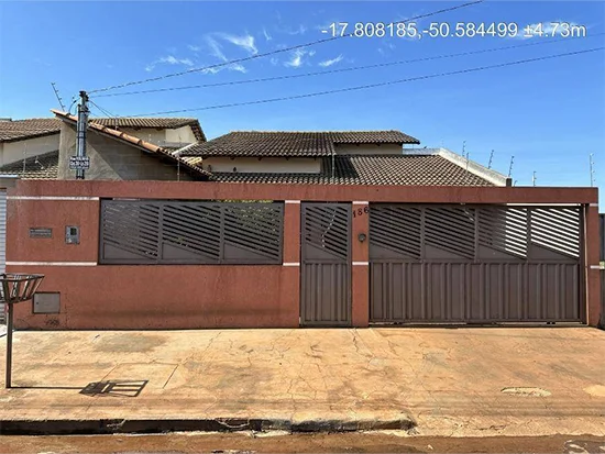 Casa - Santa Helena de Goiás - GO