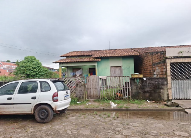 Casa - Santa Bárbara do Pará/PA