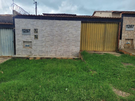 Casa - São Francisco/MG