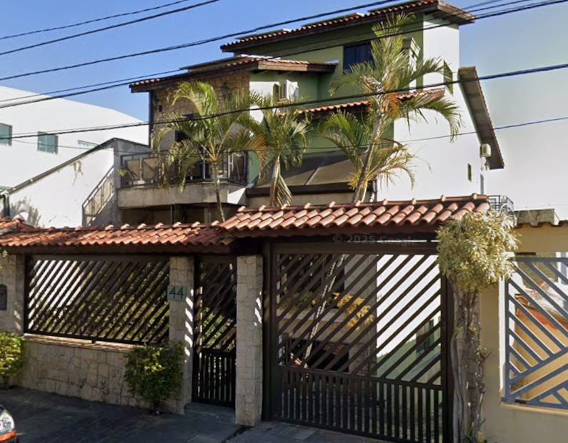 Santo andré - sp. vl francisco matarazzo. casa. áreas totais. terr. 300,00m² e constr. 758,00m²