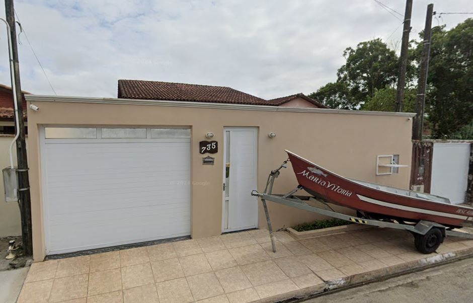 Cananéia - sp. bairro rocio. casa. áreas totais. terr. 300,00m² e constr. 120,55m²