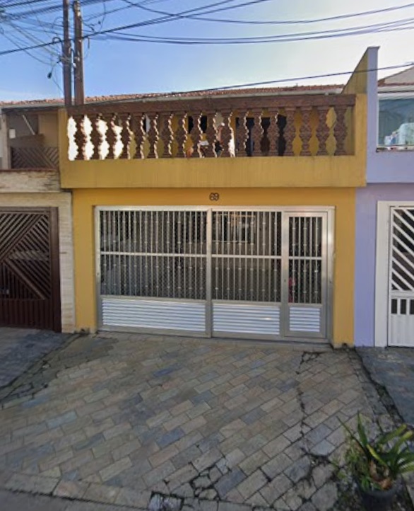Sobrado em rua sem saída