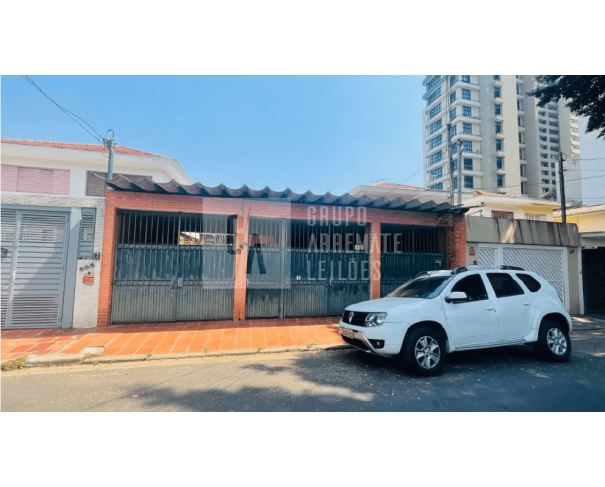 Casa térrea em terreno de 400m²