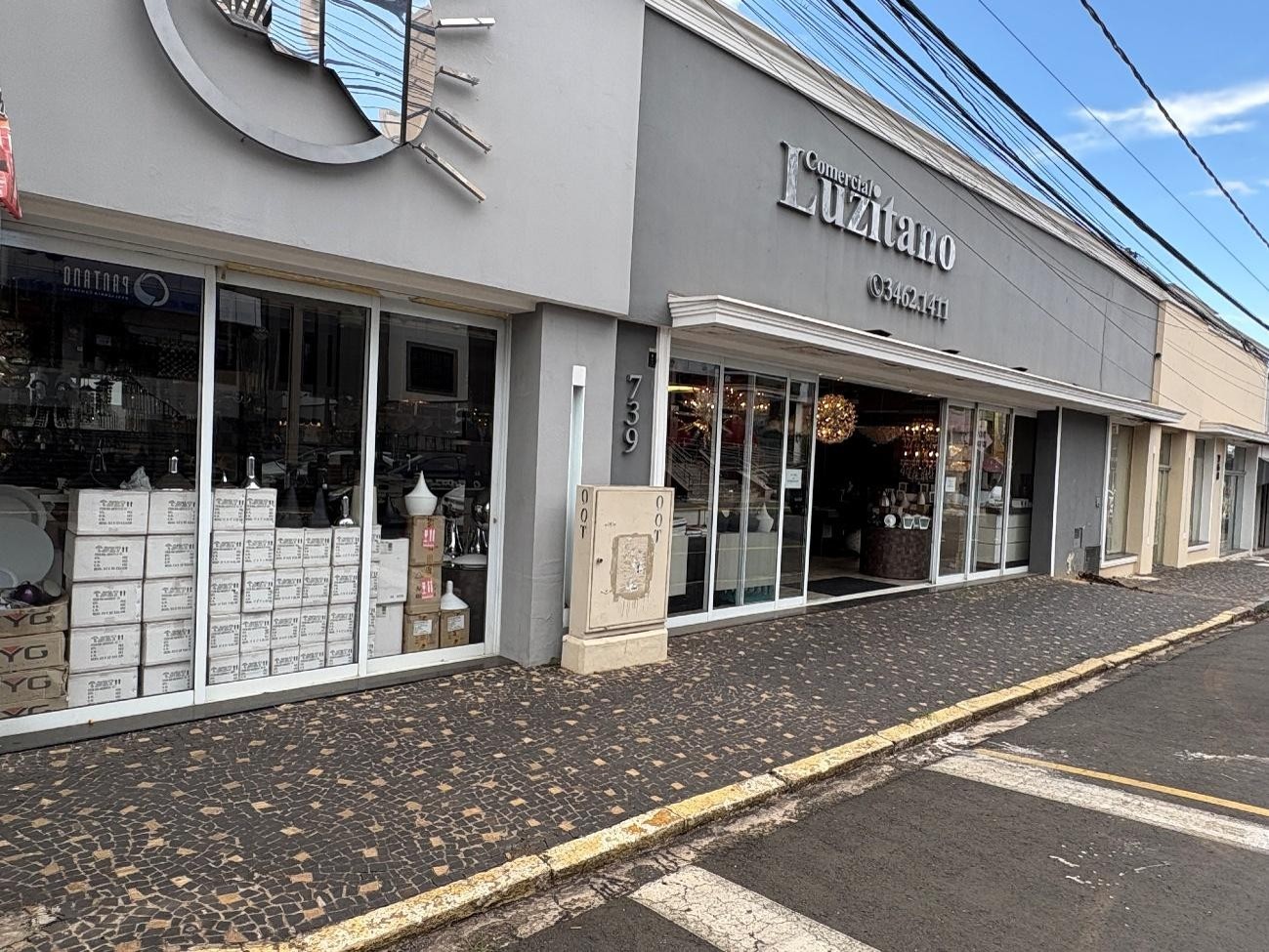 Duas lojas | centro | área de aprox. 362,92m²